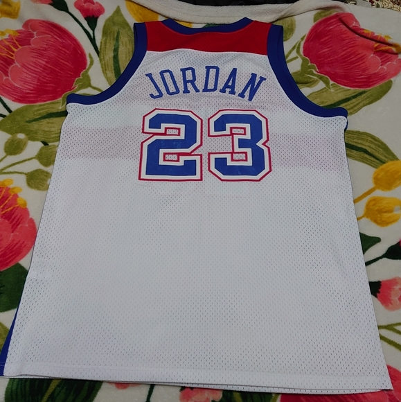 Michael Jordan's Nike Washington Bullets Jersey (XL) - Picture 8 of 8